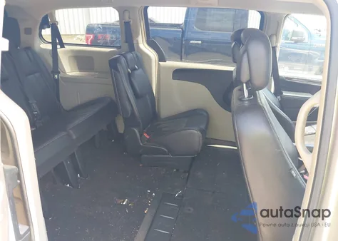 2013 Chrysler Town & Country Touring z USA, uszkodzony, nr VIN 2C4RC1BG7DR742972